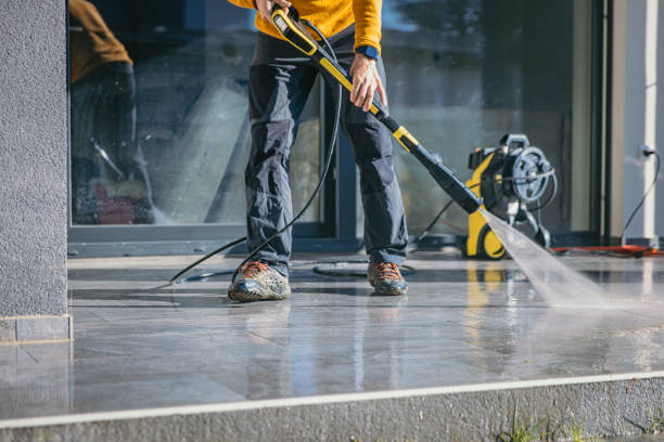 Best Garage Pressure Washing  in Queens, NY